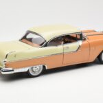 Pontiac Star Chief Hardtop Czerwony Biały Sun Star 1:18 5043 - image 3 of 8