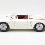 Porsche 550 Spyder 70 Years Edition Biały Schuco 1:18 450033300 - image 4 of 8