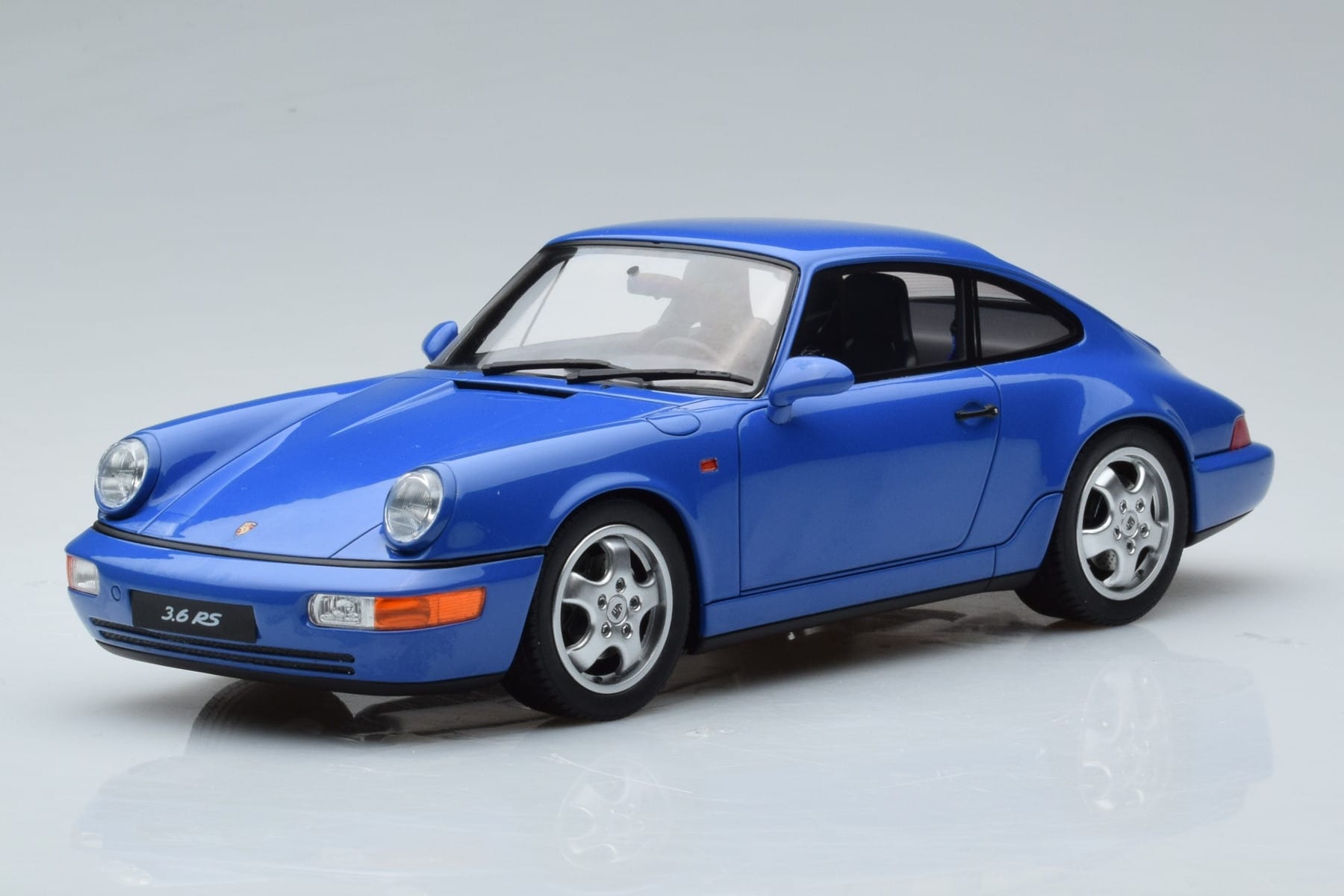 Porsche 911 964 Carrera RS 3.6 Niebieski GT Spirit 1:18 GT887 Żywica