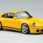 Porsche 911 964 RUF CTR Anniversary Blossom Żółty Almost Real 1:18 - image 6 of 8