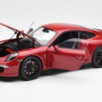 Porsche 911 991 Carrera GTS Carmine Czerwony Schuco 1:18 450039000 - image 2 of 8