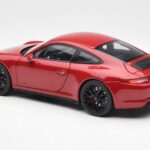 Porsche 911 991 Carrera GTS Carmine Czerwony Schuco 1:18 450039000 - image 7 of 8