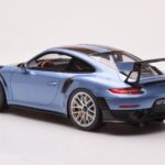 Porsche 911 991.2 GT2 RS Niebieski GT Spirit 1:18 - image 5 of 6