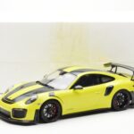 Porsche 911 991.2 GT2 RS Jasny Zielony Z Czarnymi Felgami Magnezowymi Minichamps 1:18 - image 6 of 6