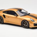 Porsche 911 991.2 Turbo S Exclusive Złoty GT Spirit 1:18 GT444 - image 4 of 6
