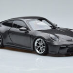 Porsche 911 992 GT3 Touring Package Szary Norev 1:18 - image 5 of 7