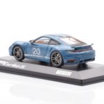 Porsche 911 992 Turbo S Oslo Niebieski Minichamps 1:43 - image 3 of 4