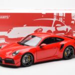 Porsche 911 992 Turbo S Sport Design Czerwony Minichamps 1:18 - image 8 of 8