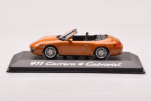 Porsche 911 997 Carrera 4 Kabriolet Pomarańczowy Metaliczny Minichamps 1:43 WAP02001618