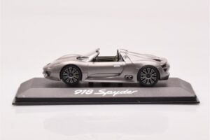 Porsche 918 Spyder Szary Metalik Minichamps 1:43