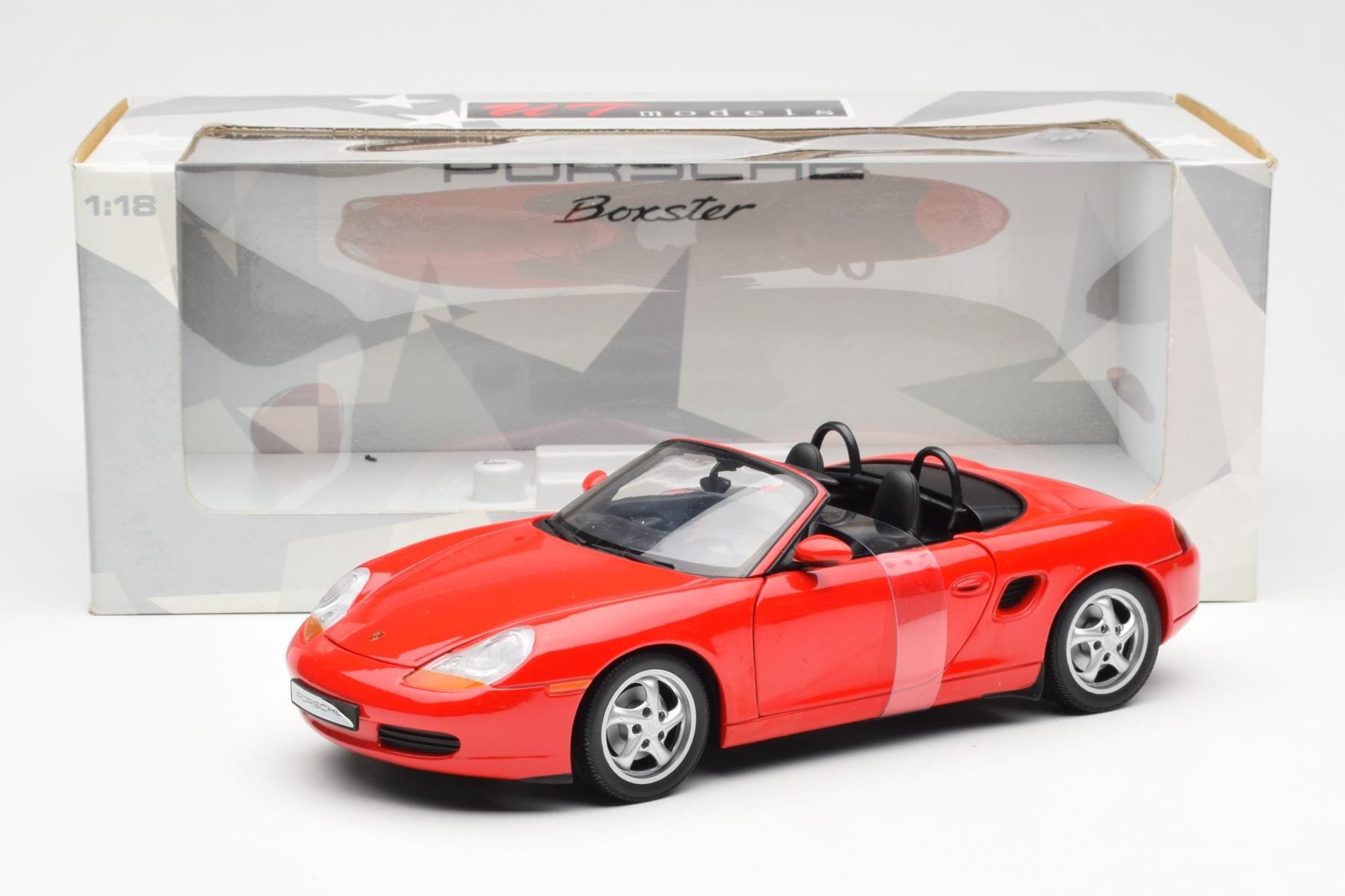Porsche Boxster 986 Czerwony UT Models 1:18 180065830 Metal — zdjęcie 6 z 6