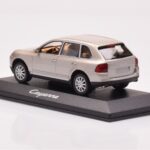 Porsche Cayenne 9PA Beżowy Minichamps 1:43 - image 3 of 4