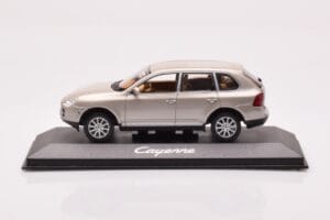Porsche Cayenne 9PA Beżowy Minichamps 1:43 WAPC2000513