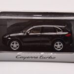 Porsche Cayenne 92A Turbo Czarny Minichamps 1:43 - image 4 of 4