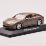 Porsche Panamera 970 4 Beżowy Metaliczny Minichamps 1:43 - image 2 of 4