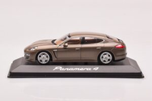 Porsche Panamera 970 4 Beżowy Metaliczny Minichamps 1:43