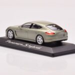Porsche Panamera 970 S Hybrid Critall Zielony Minichamps 1:43 - image 3 of 4