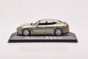 Porsche Panamera 970 S Hybrid Critall Zielony Minichamps 1:43 WAP0205010A