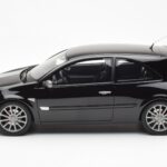 Renault Megane 2 RS Phase 2 Czarny Otto 1:18 OT1054 - image 3 of 6