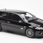 Renault Megane 2 RS Phase 2 Czarny Otto 1:18 OT1054 - image 4 of 6