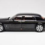 Rolls-Royce Phantom VII EWB Diamond Czarny Kyosho 1:18 08841DBK2 - image 4 of 8