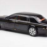 Rolls-Royce Phantom VII EWB Diamond Czarny Kyosho 1:18 08841DBK2 - image 7 of 8