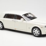 Rolls-Royce Phantom VII EWB English Biały Kyosho 1:18 08841EW2 - image 6 of 8