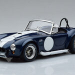 Shelby Cobra 427 S/C Ciemnoniebieski Kyosho 1:18