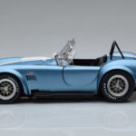 Shelby Cobra 427 S/C Jasnoniebieski Kyosho 1:18 - image 4 of 9