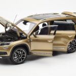 Skoda Kodiaq Złoty FAW 1:18 ZSX000001GOL - image 2 of 8