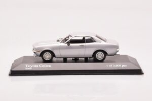 Toyota Celica A20 Srebrny Minichamps 1:43