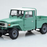 Toyota Land Cruiser 40 4x4 Pickup Zielony Kyosho 1:18