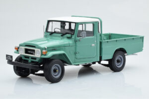 Toyota Land Cruiser 40 4x4 Pickup Zielony Kyosho 1:18