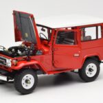 Toyota Land Cruiser FJ40 Van Czerwony Kyosho 1:18 08971R - image 2 of 8