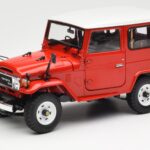 Toyota Land Cruiser FJ40 Van Czerwony Kyosho 1:18 08971R