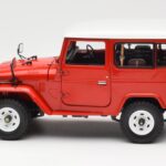 Toyota Land Cruiser FJ40 Van Czerwony Kyosho 1:18 08971R - image 4 of 8