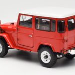 Toyota Land Cruiser FJ40 Van Czerwony Kyosho 1:18 08971R - image 7 of 8