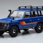 Toyota Land Cruiser 60 Niebieski Z Opcjonalnymi Częściami Kyosho 1:18