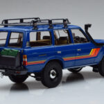 Toyota Land Cruiser 60 Niebieski Z Opcjonalnymi Częściami Kyosho 1:18 - image 3 of 11