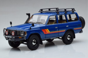 Toyota Land Cruiser 60 Niebieski Z Opcjonalnymi Częściami Kyosho 1:18