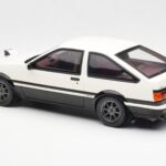 Toyota Sprinter Trueno AE86 Biały Otto 1:18 OT444B - image 5 of 6
