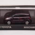 Toyota Urban Cruiser Fioletowy Metaliczny Minichamps 1:43 403166963 - image 4 of 4
