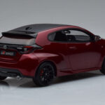 Toyota GR Yaris Czerwony Otto 1:18 - image 2 of 6