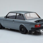 Volvo 240 Turbo Szary IXO 1:18 - image 5 of 6