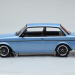 Volvo 240 Turbo Jasnoniebieski IXO 1:18 - image 3 of 6