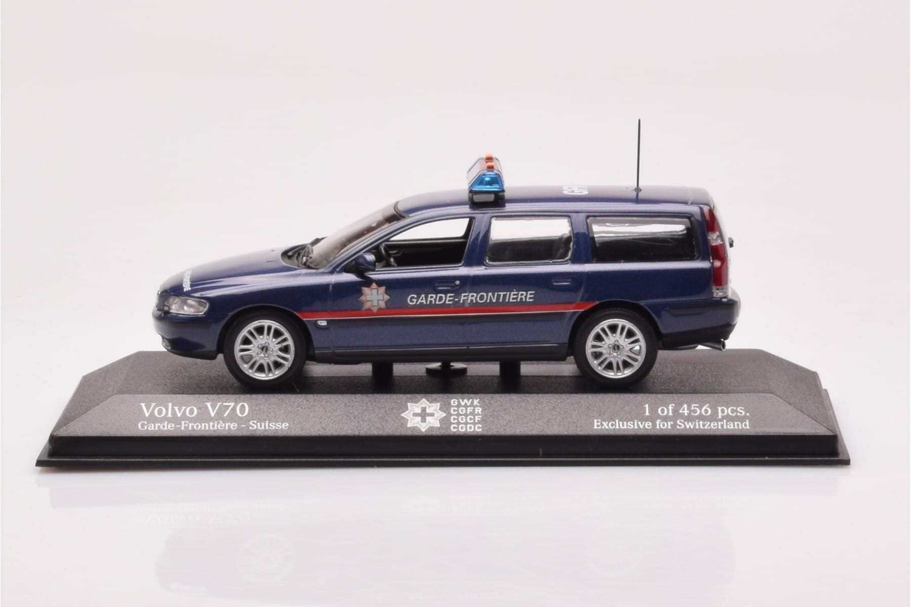 Volvo V70 Garde Frontiere Suisse Minichamps 1:43 430171899 Metal