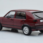 Volkswagen Golf GTI Mk2 Czerwony MCG 1:18 - image 5 of 6