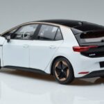 Volkswagen ID.3 Biały FAW 1:18 ZVN000001WEI Metal - image 6 of 7