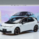 Volkswagen ID.3 Biały FAW 1:18 ZVN000001WEI Metal - image 7 of 7