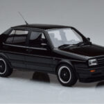Volkswagen Jetta Mk2 Czarny Otto 1:18 - image 4 of 6